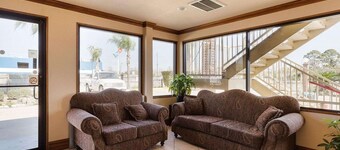 Rodeway Inn South Houston