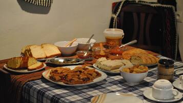 Daily buffet breakfast (EUR 5.00 per person)