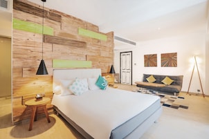 Doppia Deluxe | Biancheria da letto di alta qualità, una cassaforte in camera