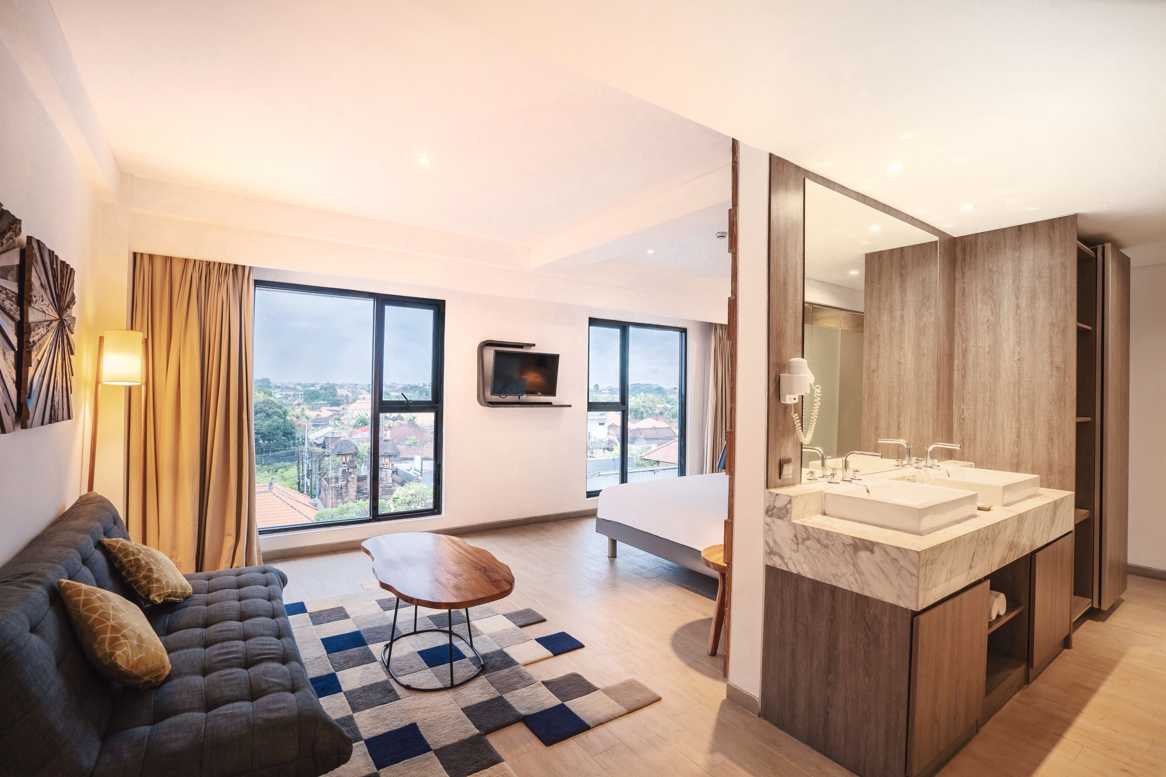 junior suite | 1 bedroom, premium bedding, in-room safe, desk