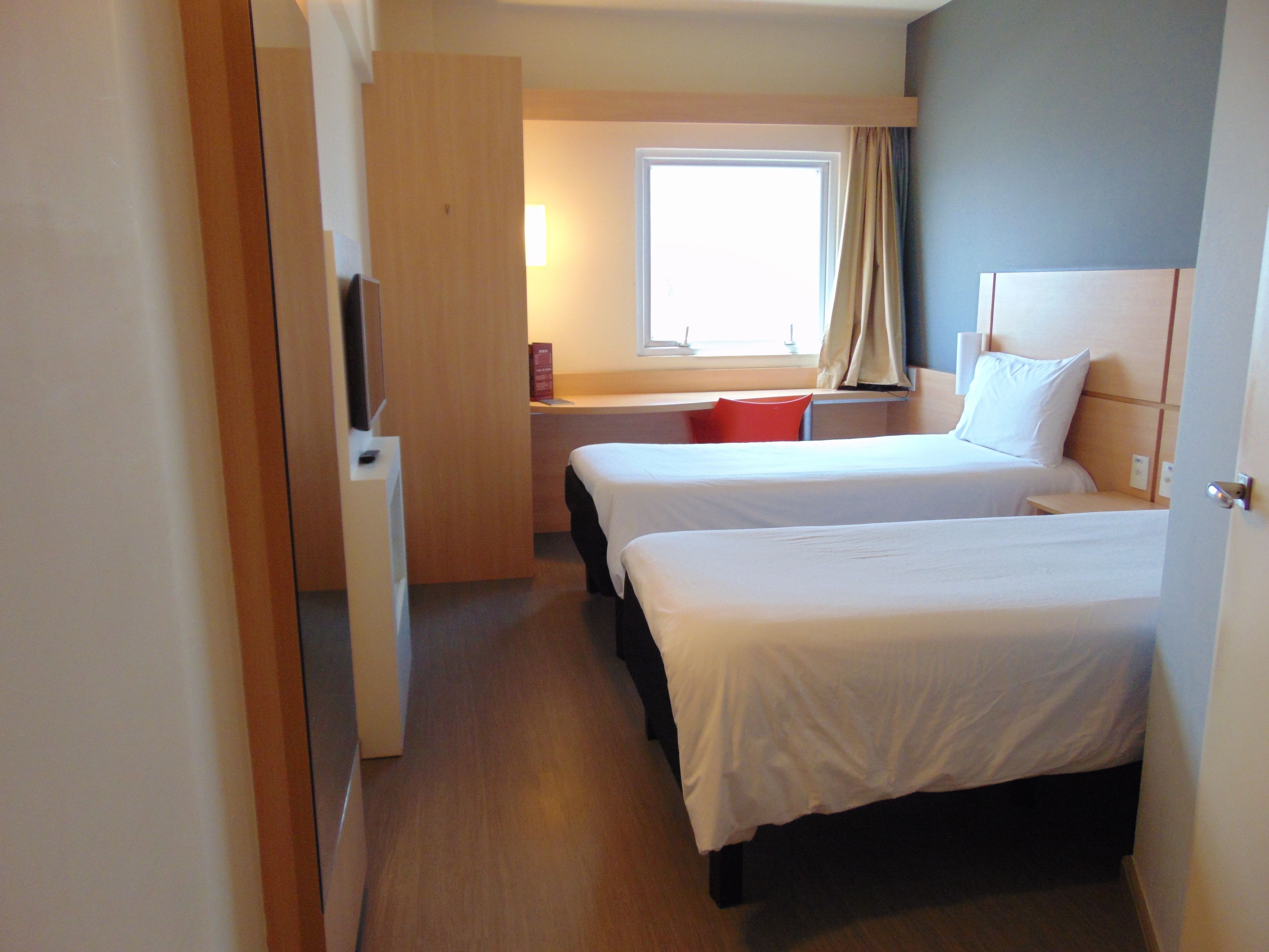room, 2 single beds | minibar, individually furnished, desk, blackout curtains