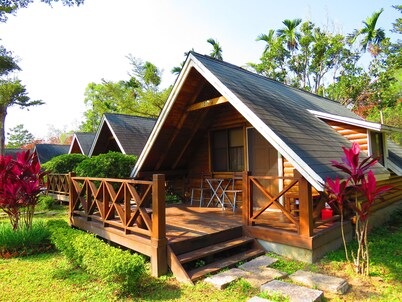 Atunas Holiday Country