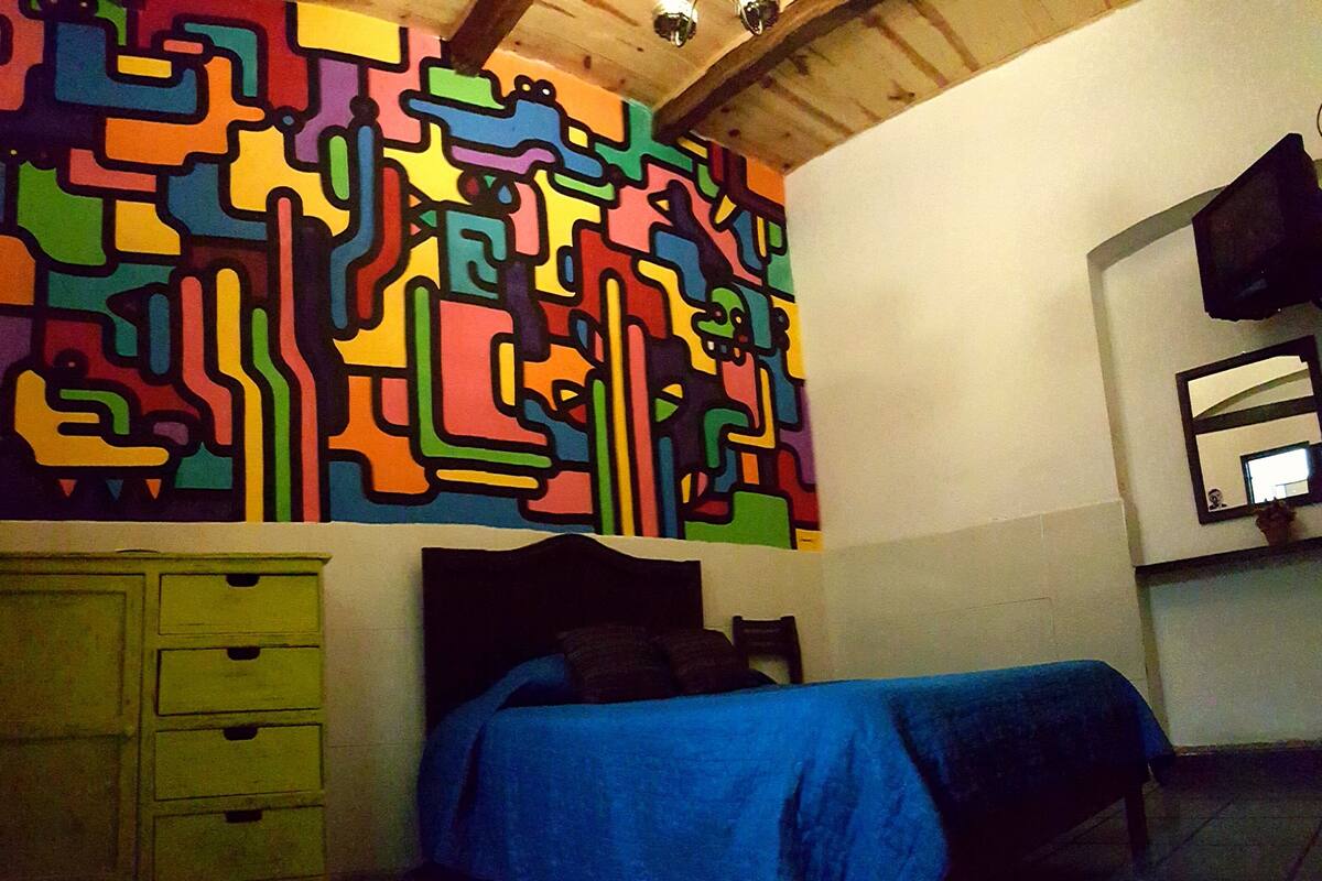 Quarto casal, 1 cama de casal | Ferros/tábuas de passar roupa, Wi-Fi de cortesia