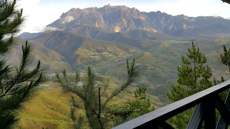 Deluxe Room | View from property. Crystal Hill R