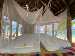 Beach Fale | Bed sheets - Faofao Beach Fales (Saleapaga)