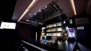 Bar (on property) - The Arcadia Coimbatore Airport (Coimbatore)