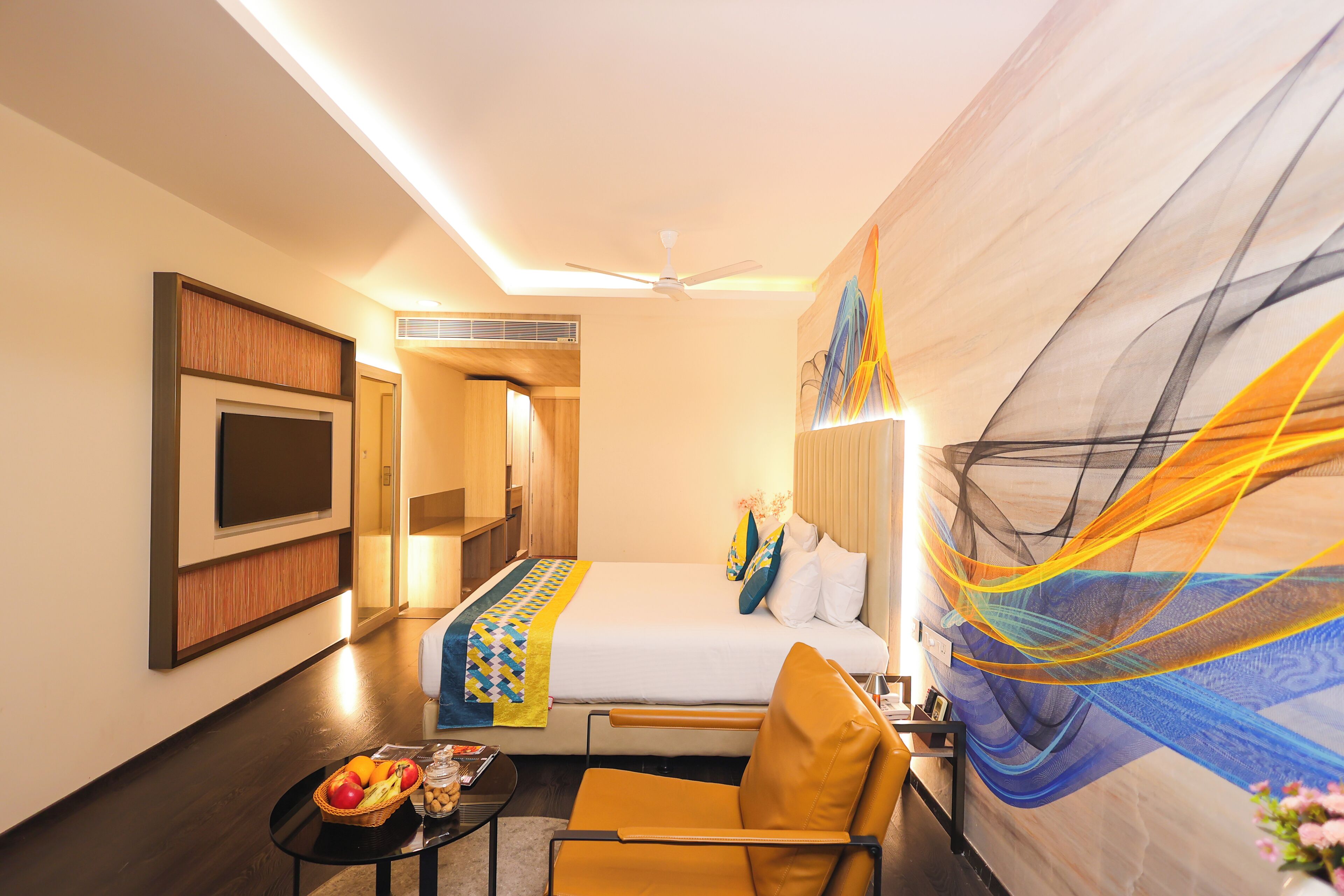 Deluxe Double Room, 1 Bedroom, Smoking, City View
