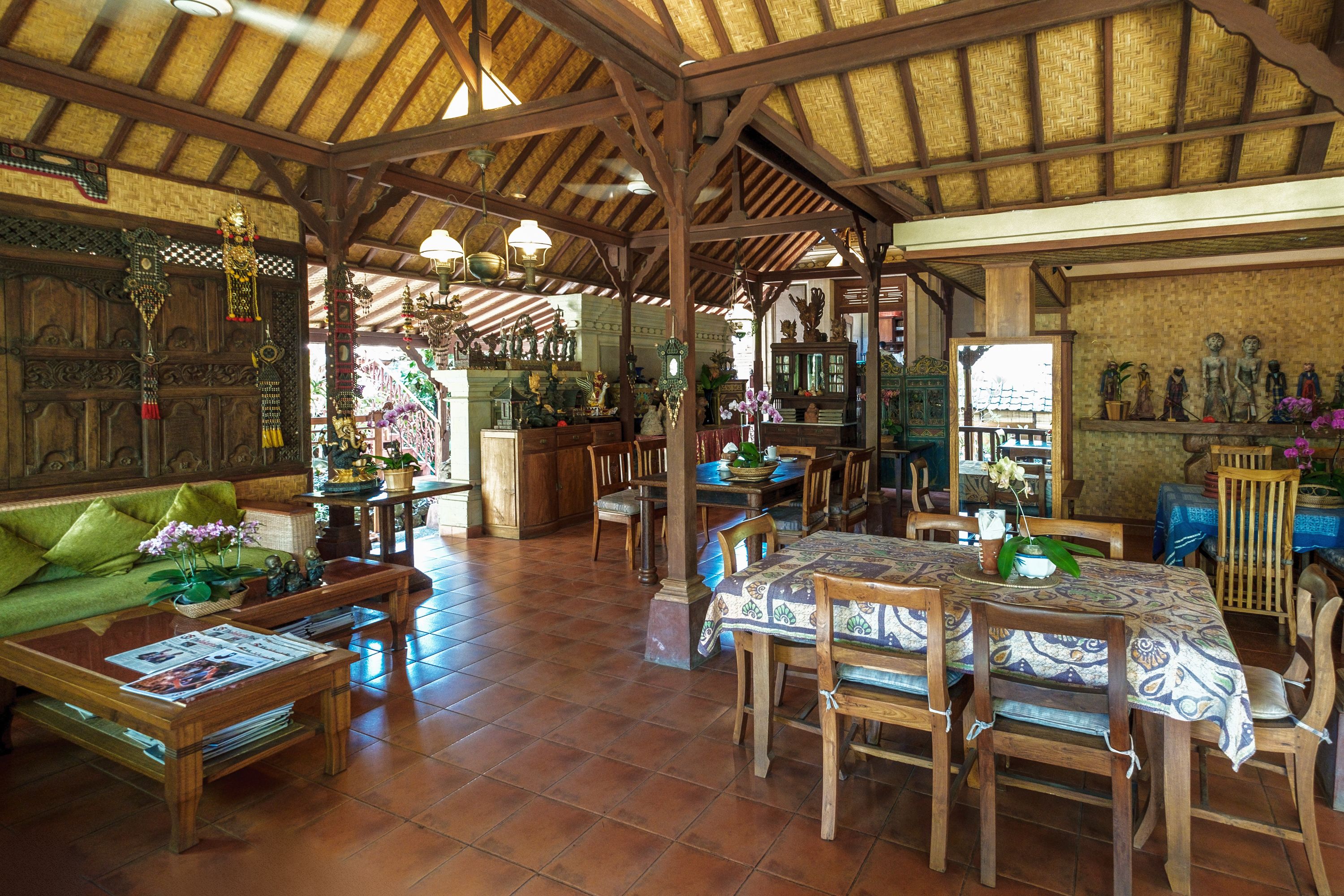 full breakfast for a fee