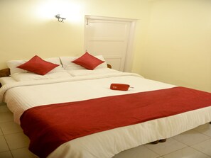 Standard Double or Twin Room, 1 Double Bed, Private Bathroom