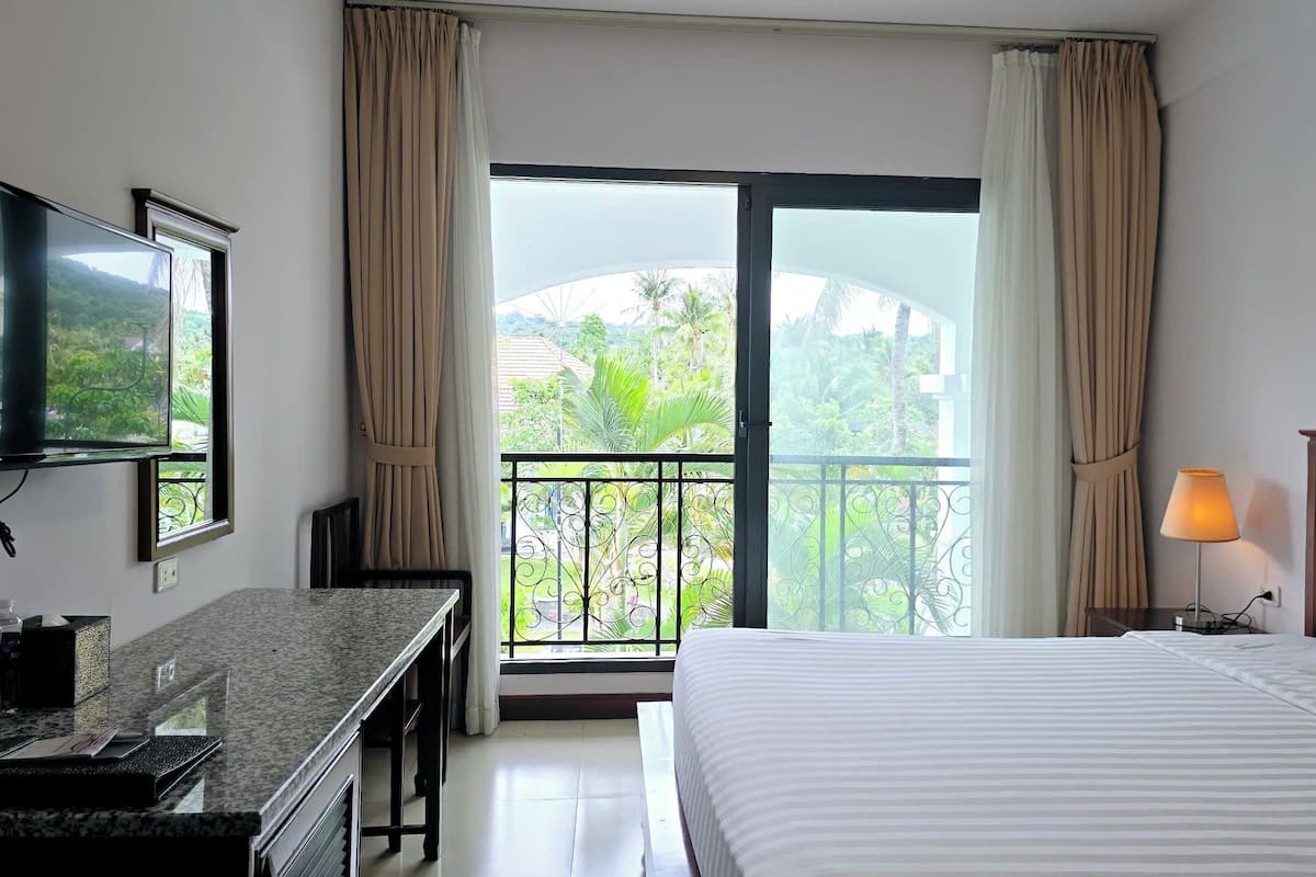 standard room | 1 bedroom, hypo-allergenic bedding, minibar, in-room safe