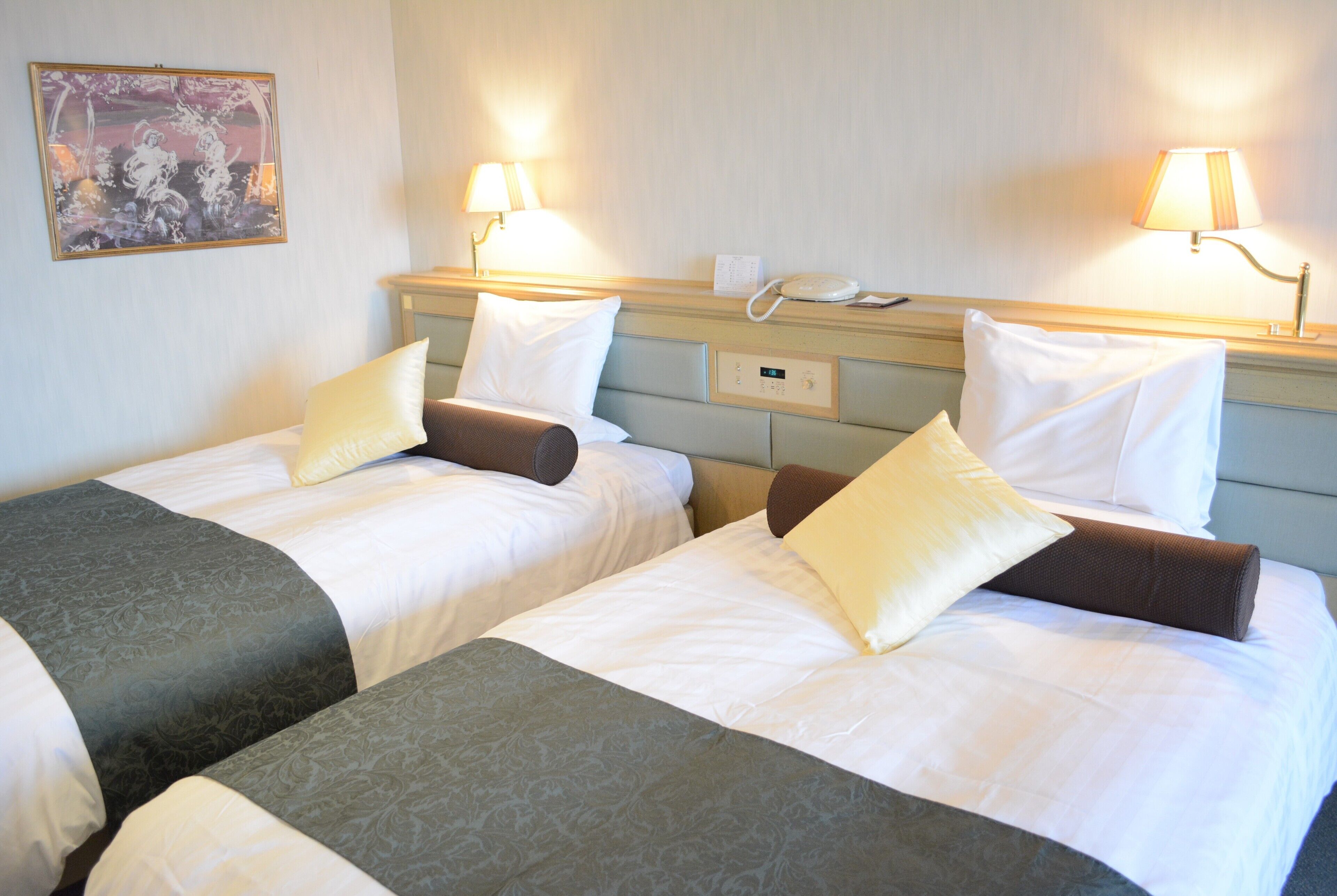 executive twin room, non smoking | free wifi, bed sheets, wheelchair access