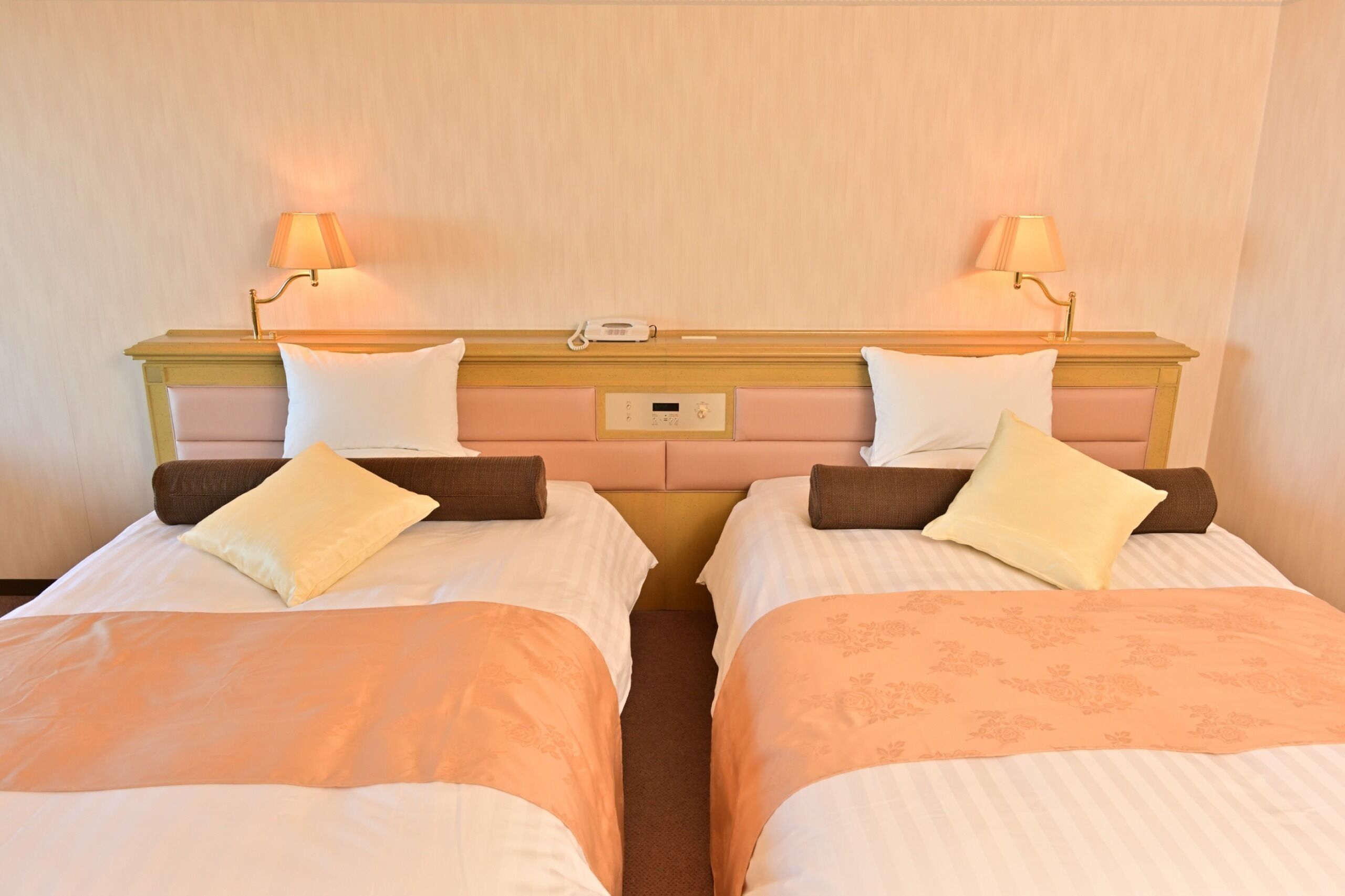 luxury twin room, non smoking | in-room fitness