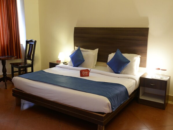 Habitación estándar con 1 cama matrimonial o 2 individuales, 1 cama matrimonial, baño privado