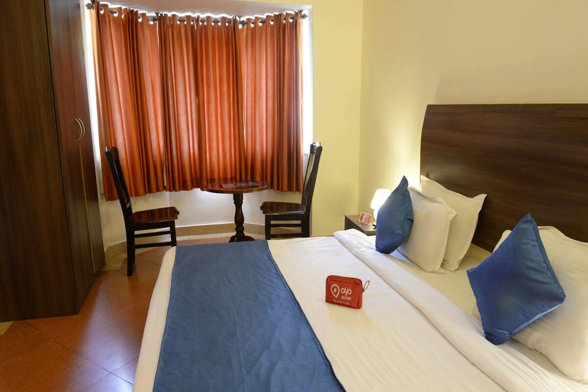 Habitación estándar con 1 cama matrimonial o 2 individuales, 1 cama matrimonial, baño privado