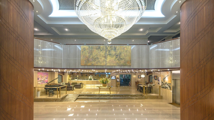 Chiayi King Hotel