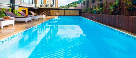 Seasonal outdoor pool