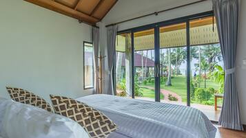 Partial Seaview cottage | View from room