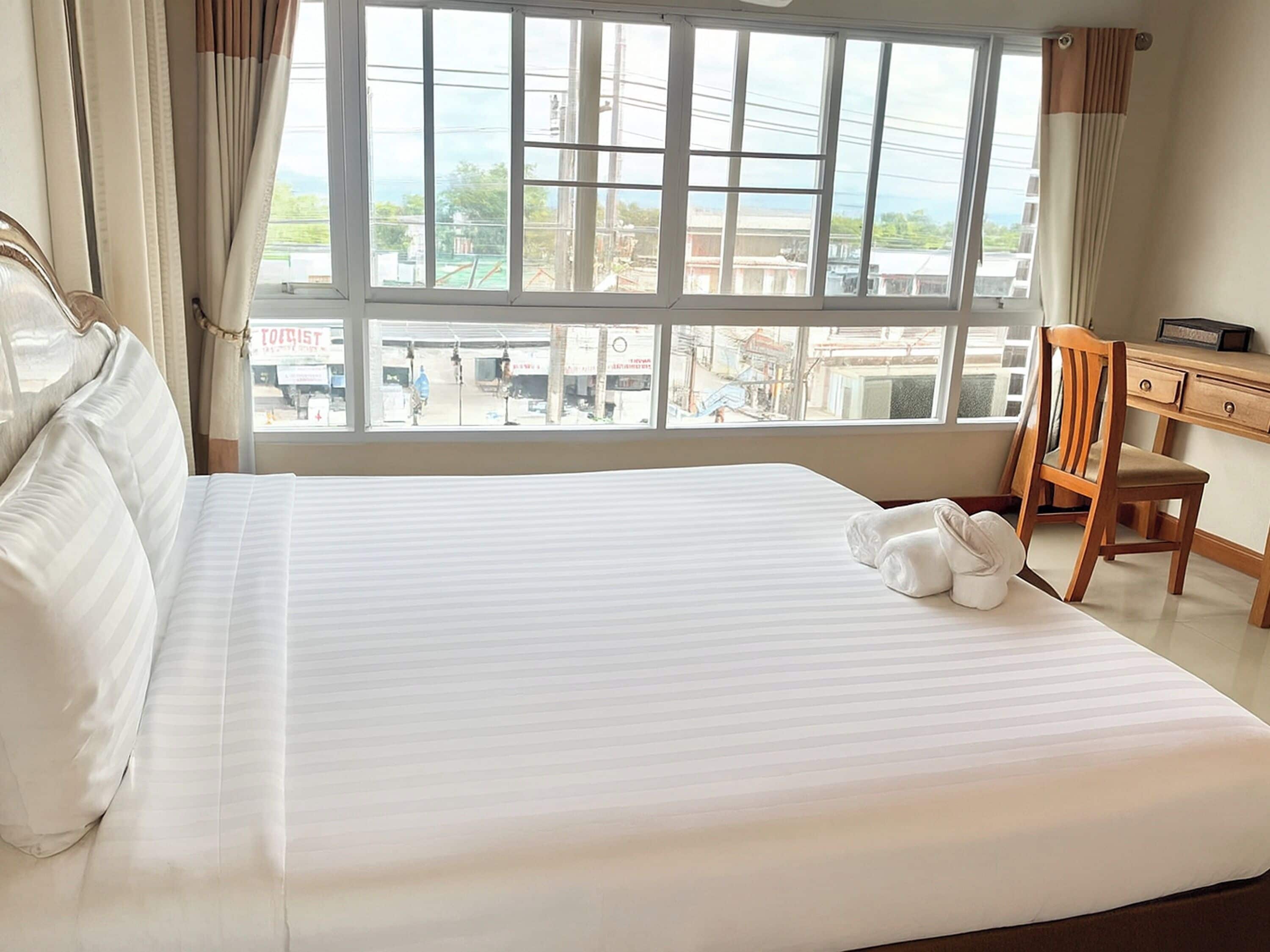 グランド スイート | デスク、WiFi (無料)、ベッドシーツ