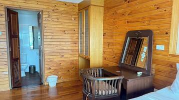 Single/Twin Room (Standard) | Escritorio, wifi gratis y ropa de cama