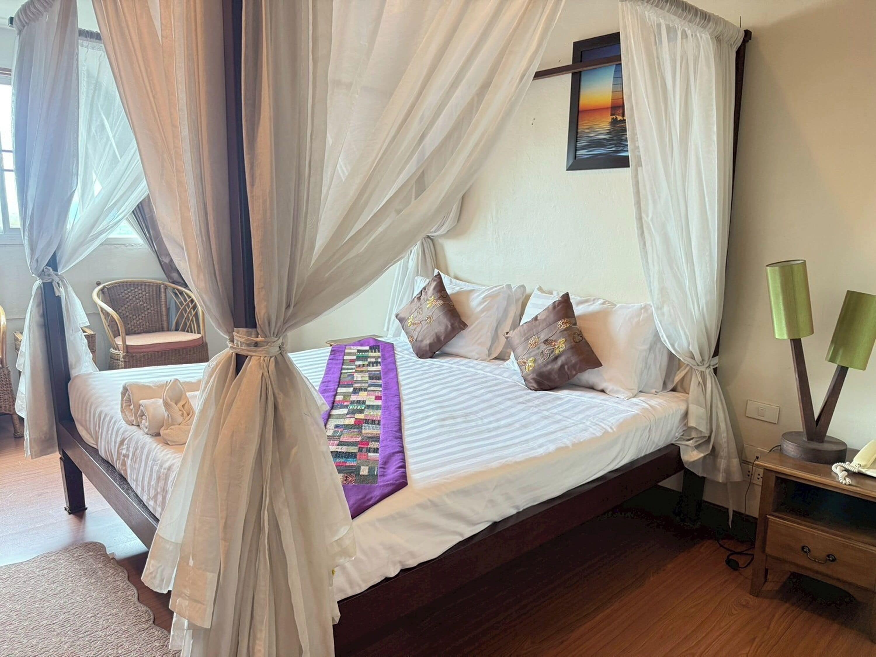 スイート | デスク、WiFi (無料)、ベッドシーツ