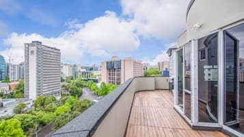 Penthouse Three Bedroom Apartment | Balcony