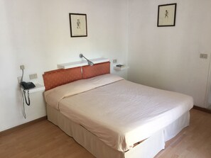 In-room safe, desk, cribs/infant beds, free WiFi - Hotel Marlisa Pier (Jesolo)