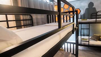 Bed in 4 Beds Mixed Dorm | Wifi gratis y ropa de cama