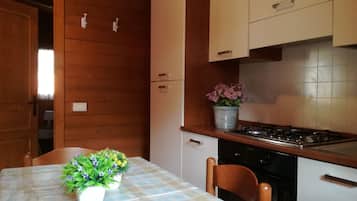 Familienbungalow, 2 Schlafzimmer | Eigene Küche