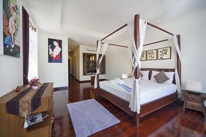 Premium bedding, in-room safe, iron/ironing board, cots/infant beds - Sun Paradise Villas Karon (Karon)