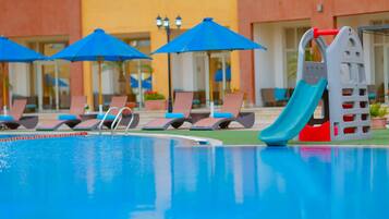 Outdoor pool, pool umbrellas