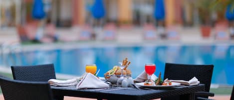 Outdoor pool, pool umbrellas