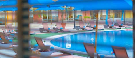 Outdoor pool, pool umbrellas