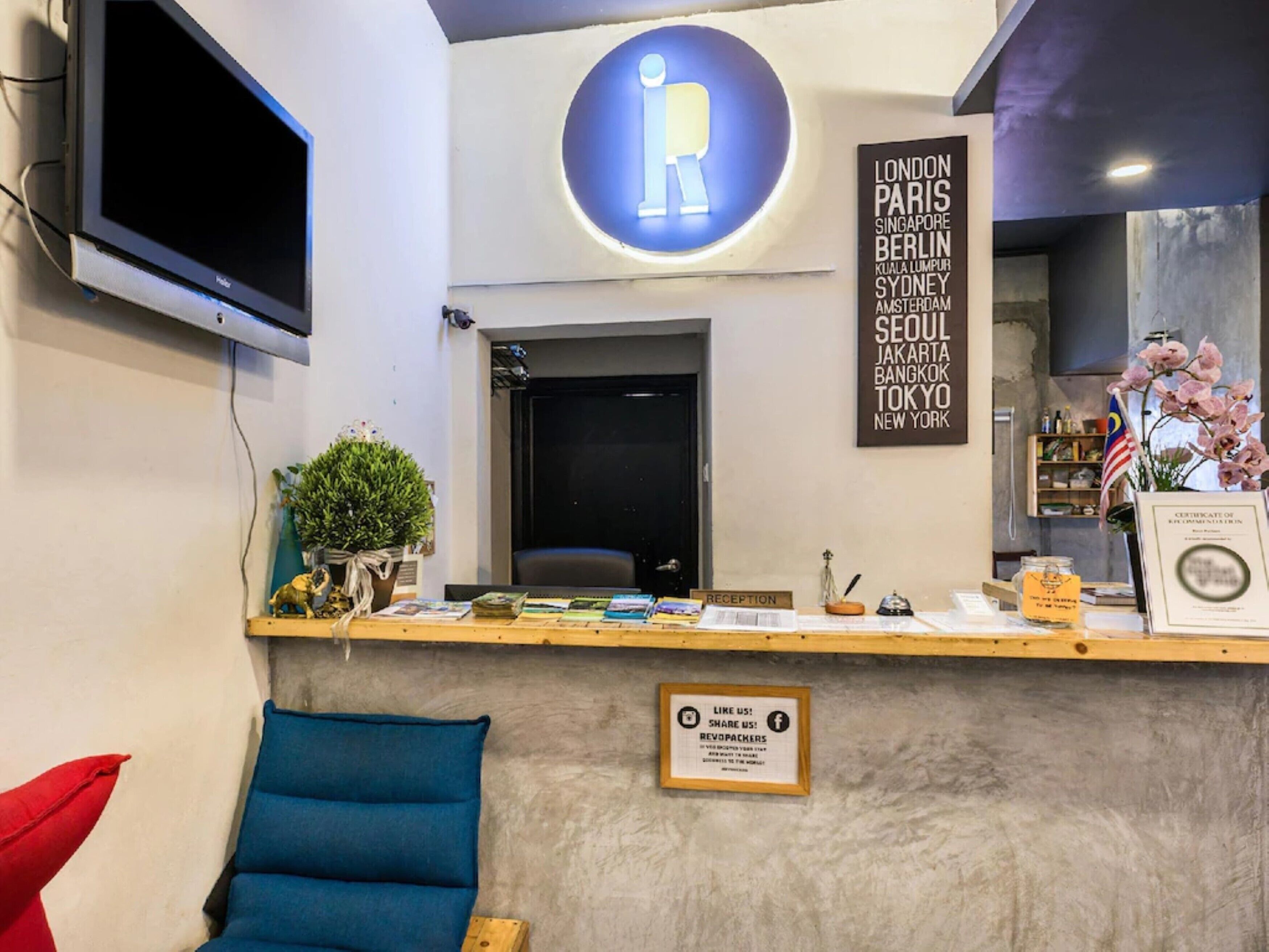 Photo - Revopackers Beds and Bunks