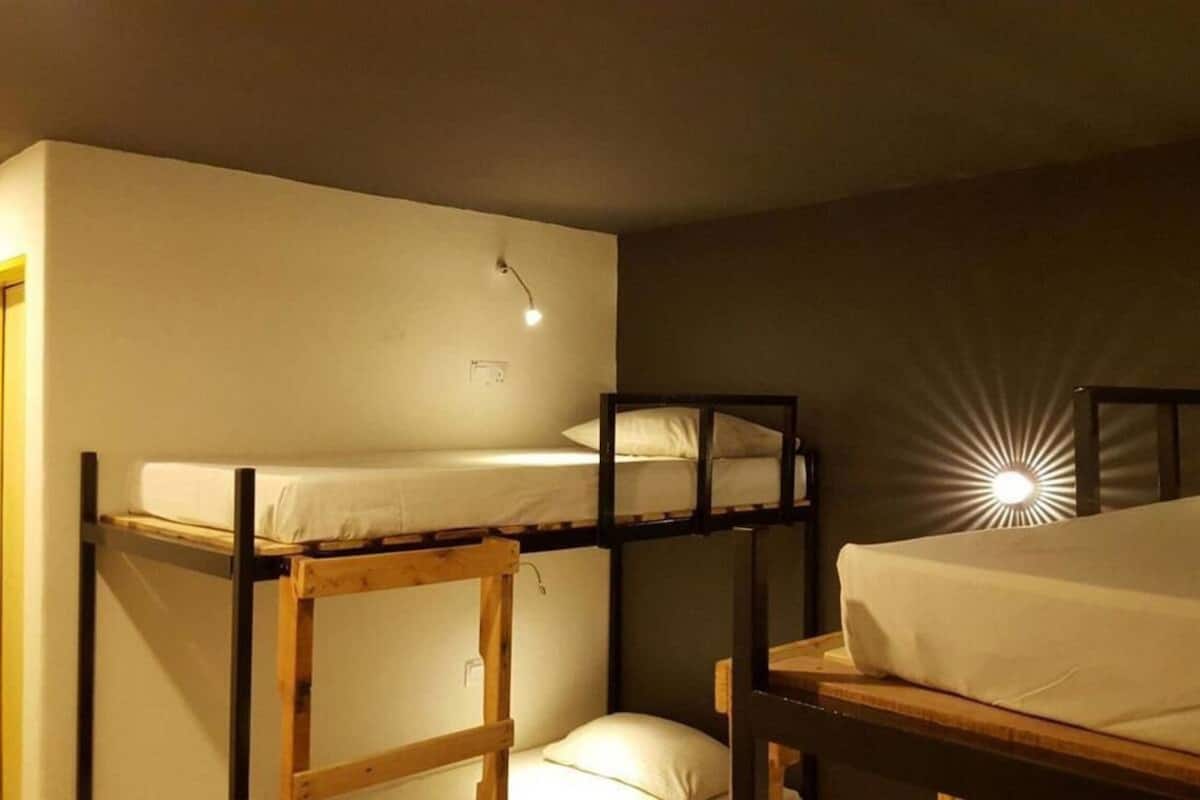 1 bedroom, in-room safe, iron/ironing board, free WiFi