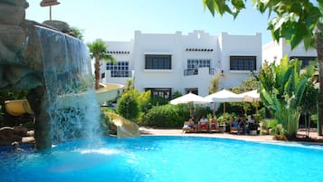 10 piscinas al aire libre