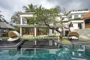 Outdoor pool - Mantra Nature Retreat (Tabanan)