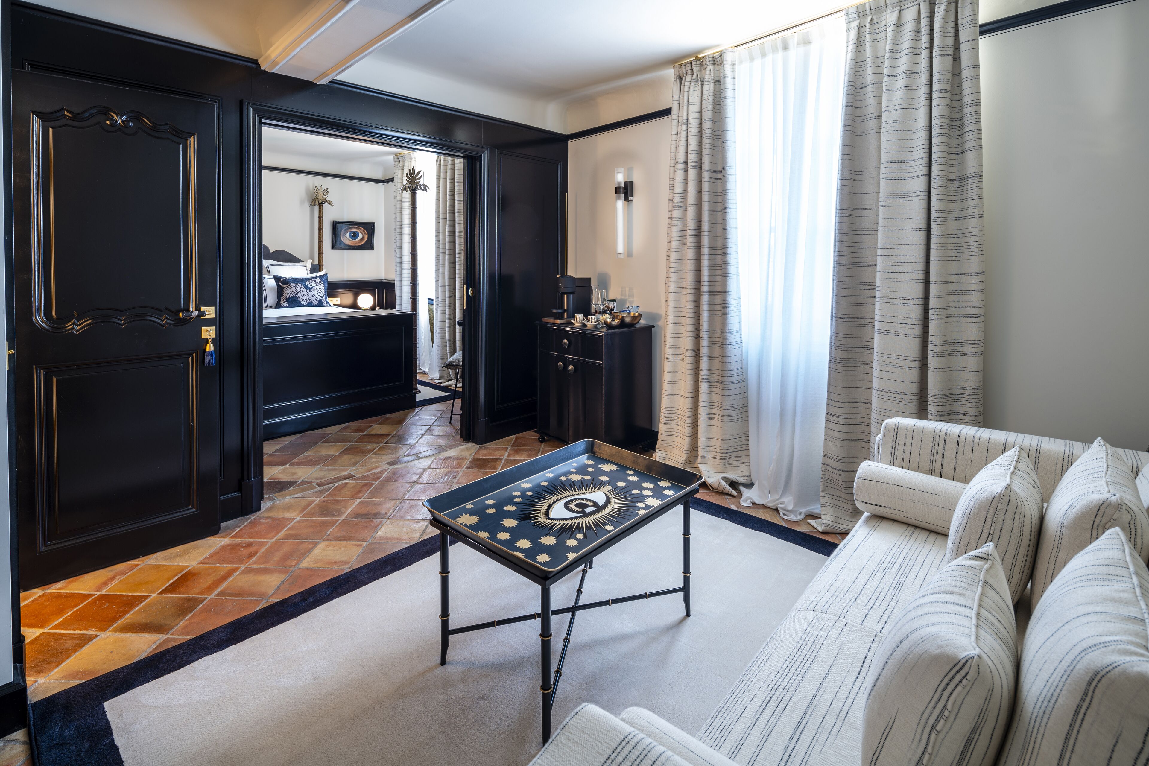 junior suite | living area