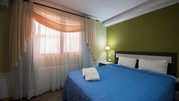 Appartement, 2 chambres | Literie de qualité supérieure, rideaux occultants, Wi-Fi gratuit