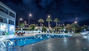 Outdoor pool - Cordelia Hotel Apts (Ayia Napa)