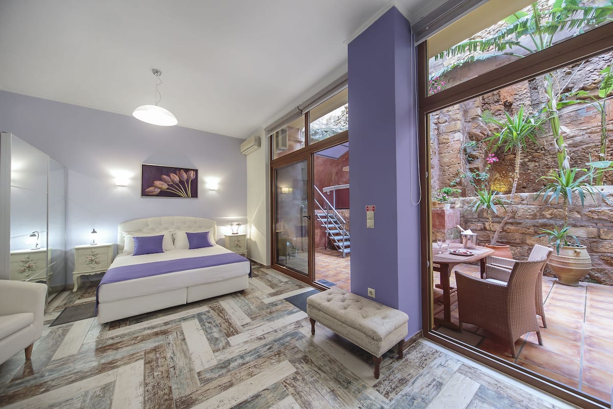 Superior Suite | 1 bedroom, premium bedding, Select Comfort beds, in-room safe