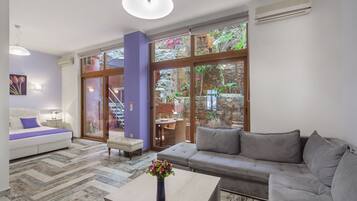 Superior Suite | Premium bedding, Select Comfort beds, in-room safe, laptop workspace