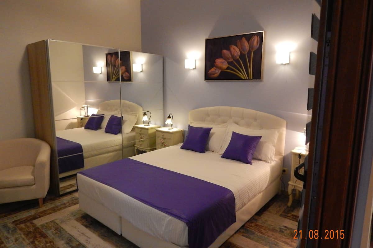 superior suite | 1 bedroom, premium bedding, select comfort beds, in-room safe