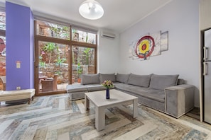 Premium bedding, Select Comfort beds, in-room safe, laptop workspace - Casa Kasteli (Chania)