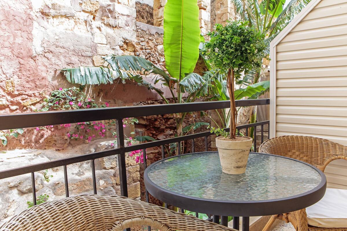 Economy Double Room, 1 Double Bed, Balcony | Balcony