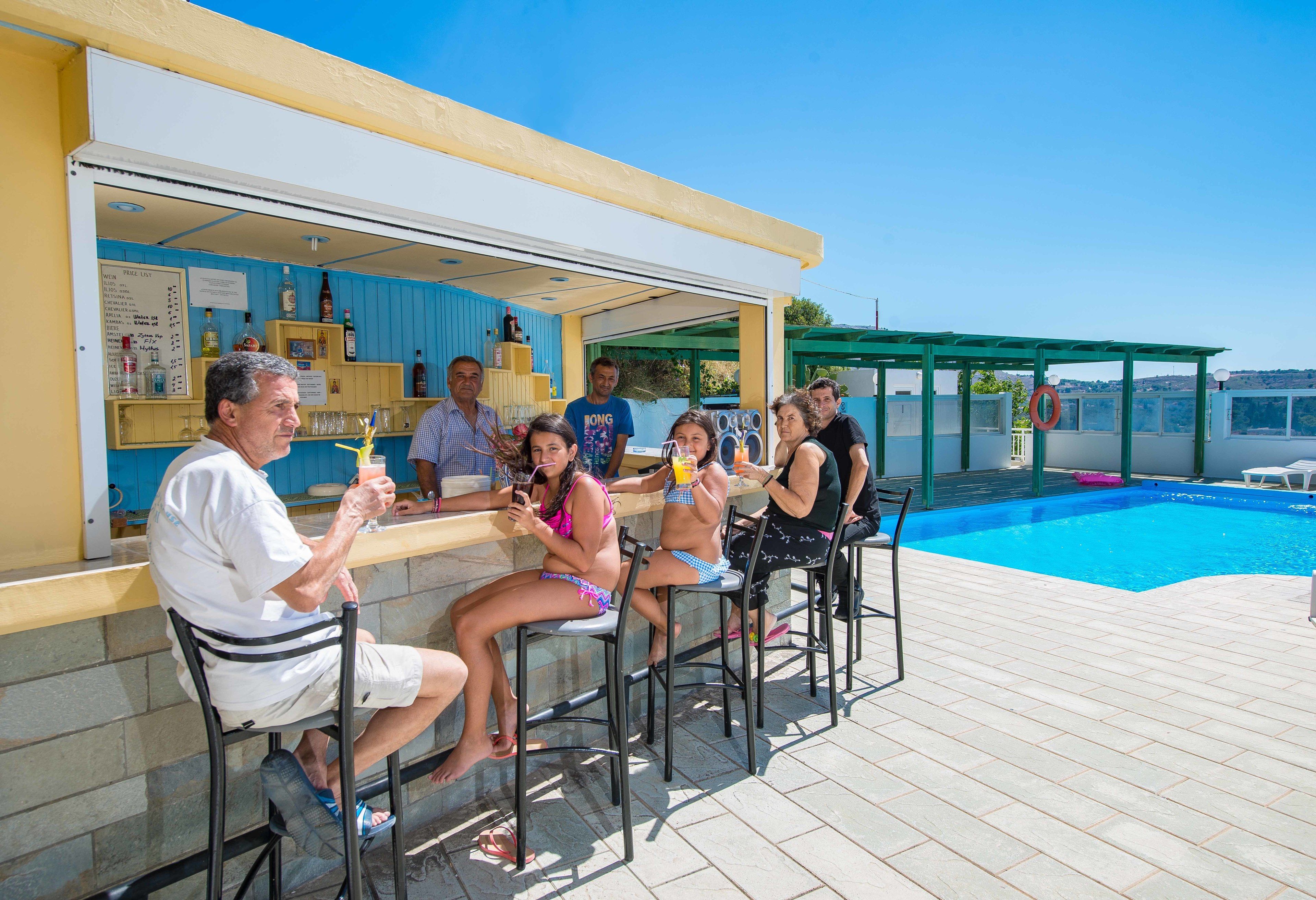 Poolside bar
