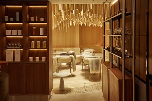 Sauna, steam room, body treatments, aromatherapy, hot stone massages - King Street Townhouse (Manchester)