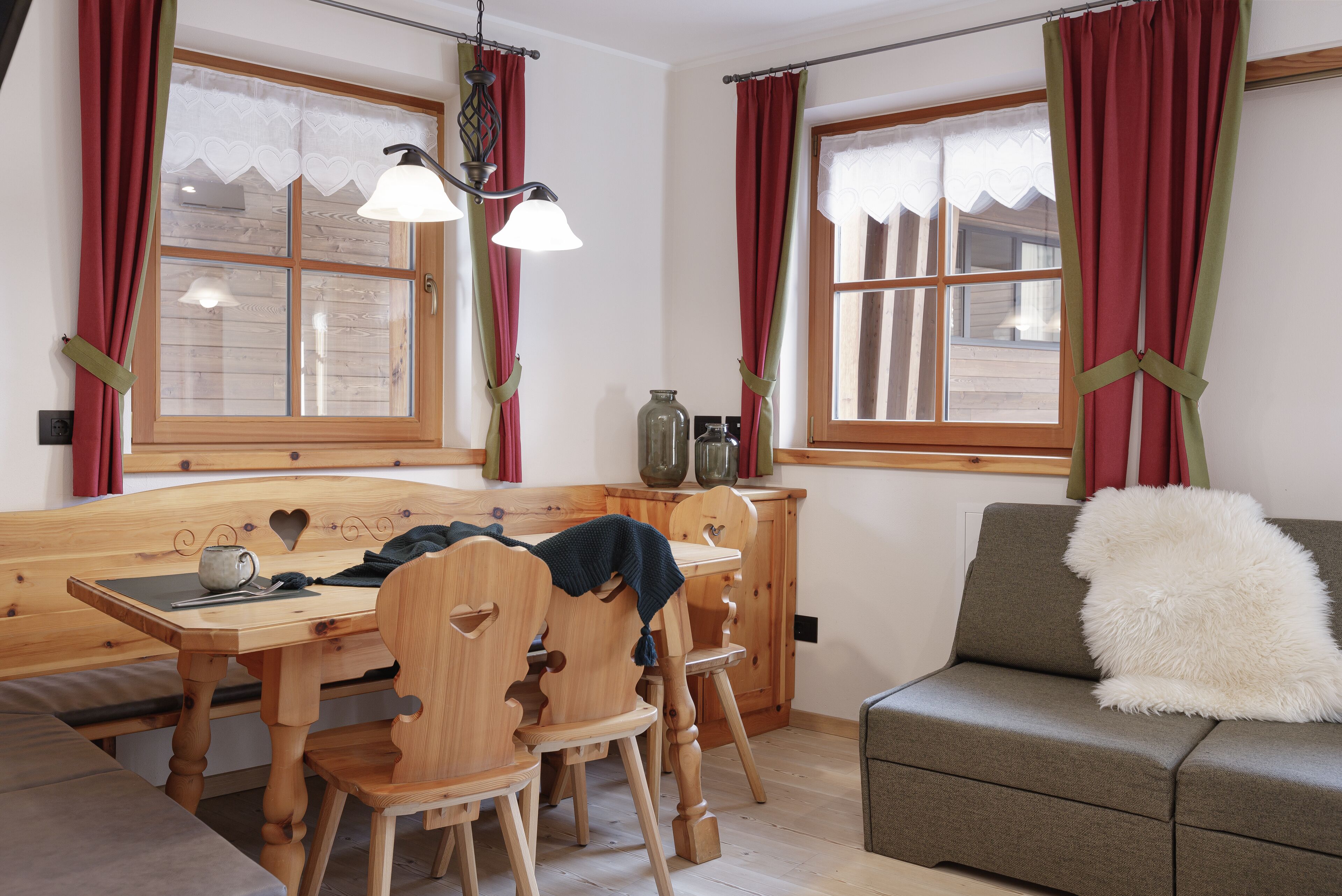 Perhehuoneisto, 2 makuuhuonetta (+ add. cleaning fee 60€) | Oleskelualue | Taulutelevisio
