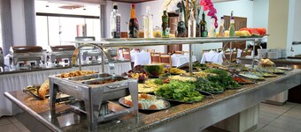 雷卡多貝拉維斯塔飯店