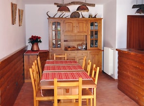 Children's theme room