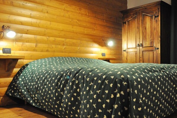 Desk, cots/infant beds, free WiFi, bed sheets - B&B Da Nonna Li (Villetta Barrea)